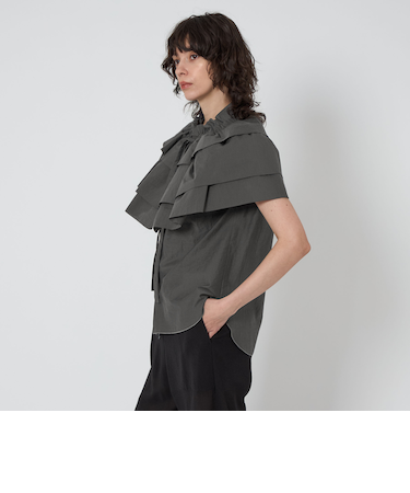 <ASTRAET>フリルカラー ノースリーブブラウス
