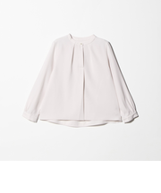 ドビー フェイクパールボタン ブラウス ＜A DAY IN THE LIFE＞