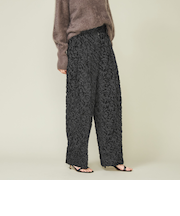 ＜conte＞ジャカード タック ワイドパンツ