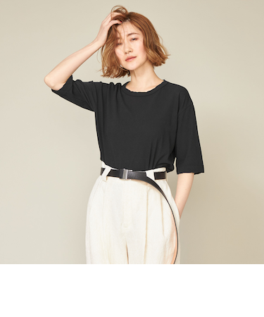 <conte>クルーネック Tシャツ