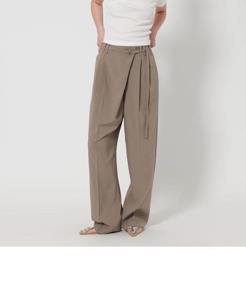 ＜AEWEN MATOPH＞ラップ タックパンツ