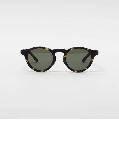 GUCCI グッチ サングラス GG1536S 001 キャッツアイシェイプ