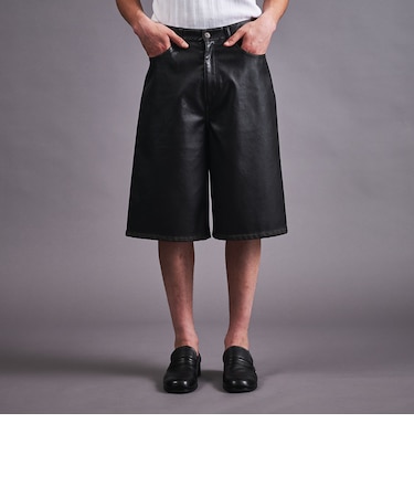 レザーライク バギー ショーツ