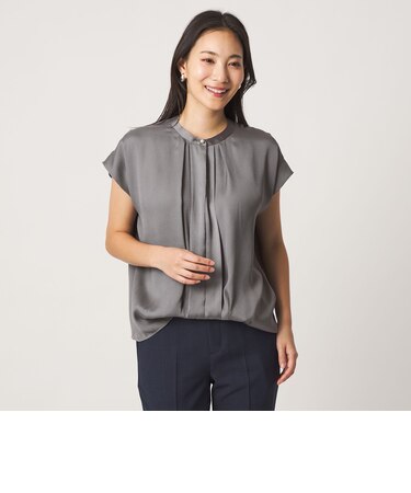 フェイクパールボタン フレンチスリーブブラウス ＜A DAY IN THE LIFE＞