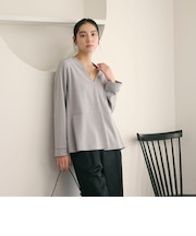 【Wardrobe DAILY MINIMAL】ペプラム Vネックプルオーバーカットソー