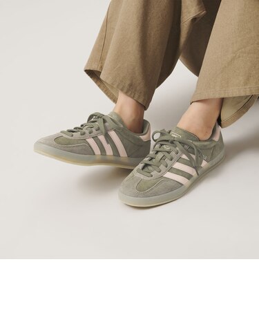 ＜adidas Originals＞GAZZLE INDOOR スニーカー
