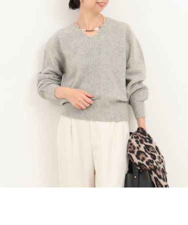 タスマニアラム Vネックプルオーバーニット