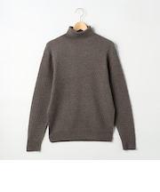 細ケーブルタートルネック プルオーバーニット