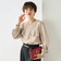 ベージュ