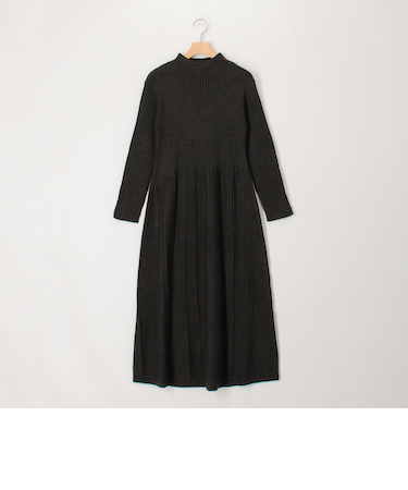 袖口パール付きニットワンピース