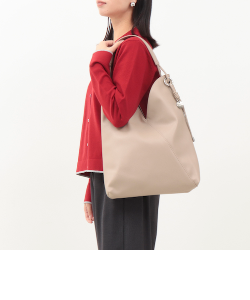 Vカットワンショルダーバッグ