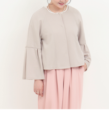 カットジョーゼットノーカラーブルゾン