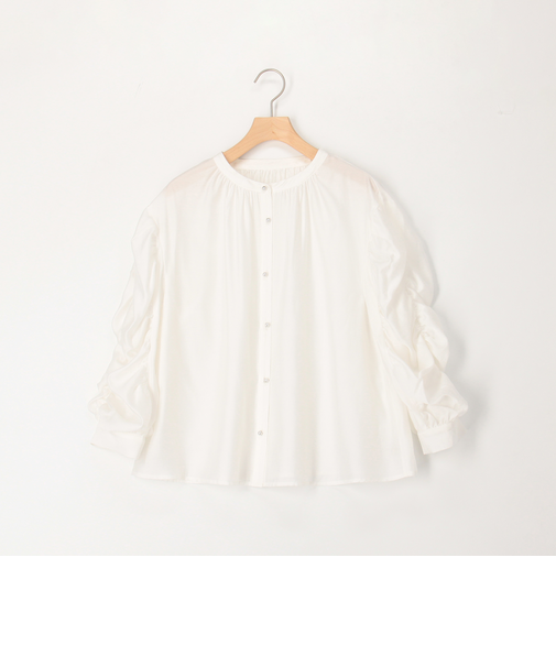 シルキーローン袖ギャザーブラウス