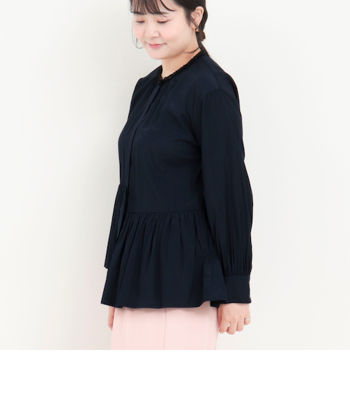 T/Rローンデザインヘムブラウス
