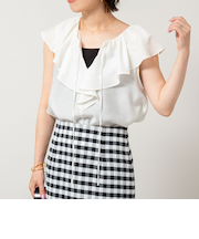 シアーラッフルノースリーブブラウス