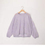 透かし編み花柄プルオーバーニット