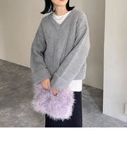 ブークレニットVネックプルオーバー