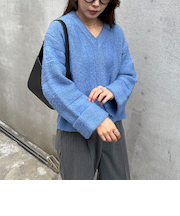 ブークレニットVネックプルオーバー