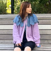 フェザークルーネックカーディガン