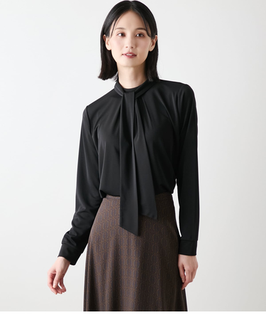 【L】ポリエステル強撚スムース ボウタイ付きハイネックカットソープルオーバー