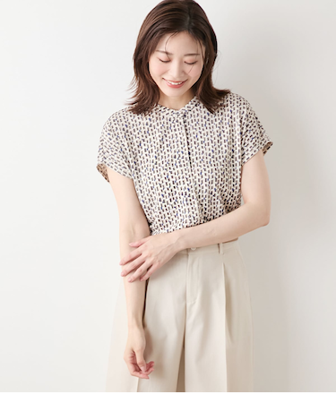 ポリエステル強撚スムース 幾何学プリント ボックスシルエットプルオーバー