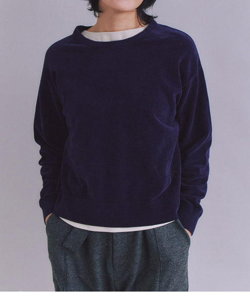 【ウォッシャブル】Creamy Cotton 玉ねぎ刺繍クルーネックニット