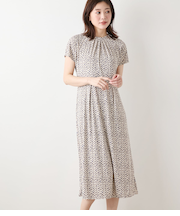 【L】ポリエステル強撚スムース 幾何学プリント フレンチスリーブワンピース
