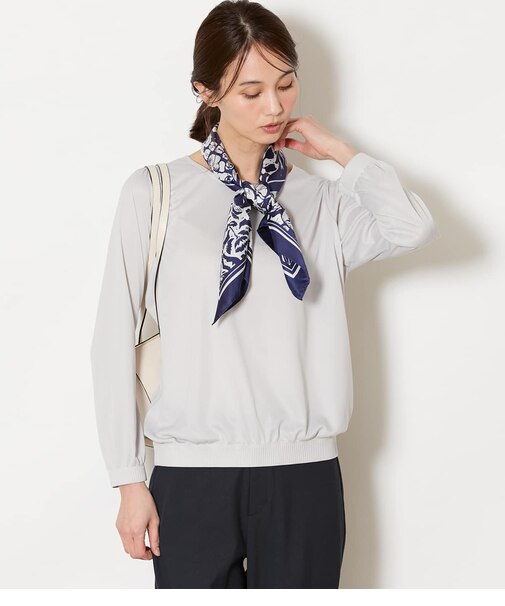 【L】ポリエステルスムース シャーリングTブラウス