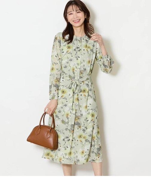 【L】ルミナスフラワープリント フロントタックワンピース