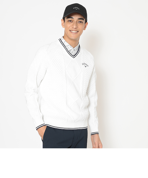 ケーブル編みポリエステルVネックニット