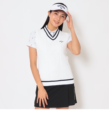 ケーブル編みVネックニットベスト