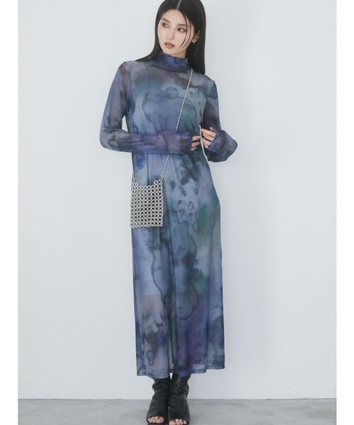 ニュアンス柄ホルターネックシアーワンピース SET]ニュアンス柄ホルターネックシアーワンピース+選べるアクセ