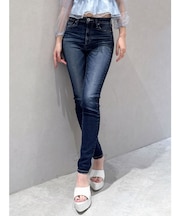 ミドルウエストSHAPELYスキニーデニムパンツ
