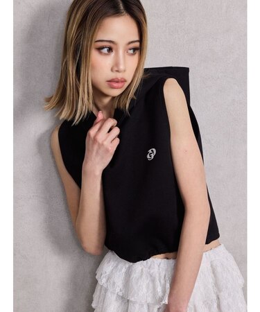 GD HEM スピンドルノースリショートパーカー