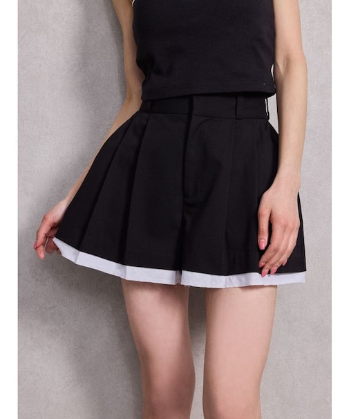 スレキデザインフレアショートパンツ