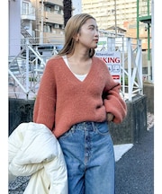 深Ｖネックルーズニット