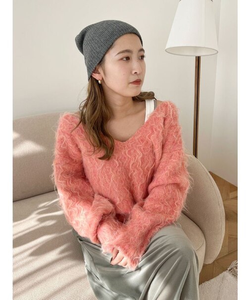 Vネック起毛ルーズニット