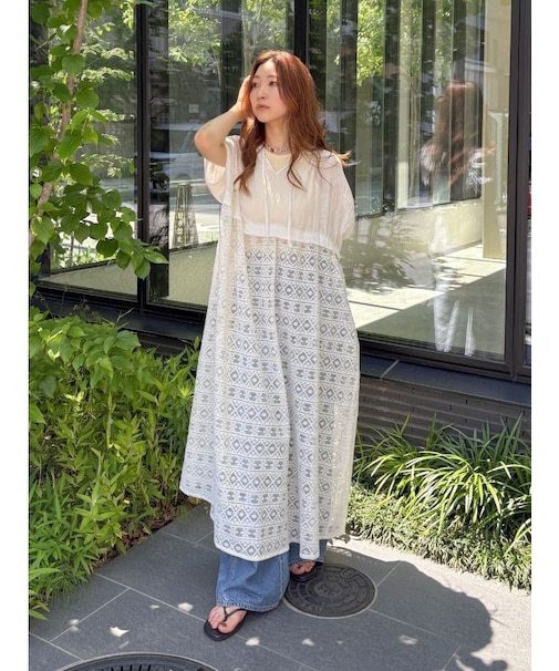 メッシュレースノースリワンピース