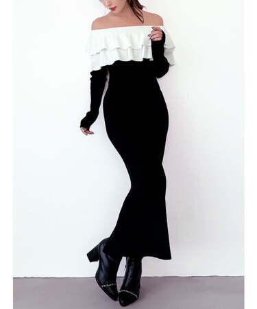 フリルタイトニットワンピース