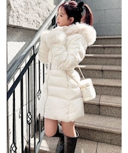 フード付きダウンコート