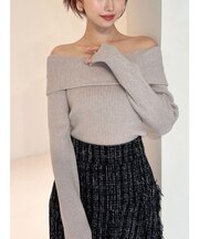 リブニットオフショルトップス