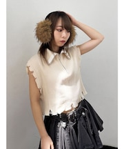 ハーフジップダメージニット