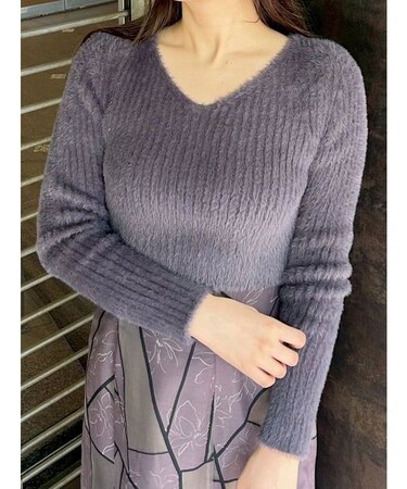 ミニシャギーVネッククロップドニット