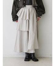 アシメラインフリルスカート