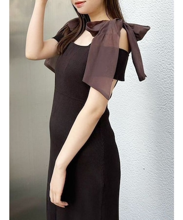 ショルダーリボンニットワンピース