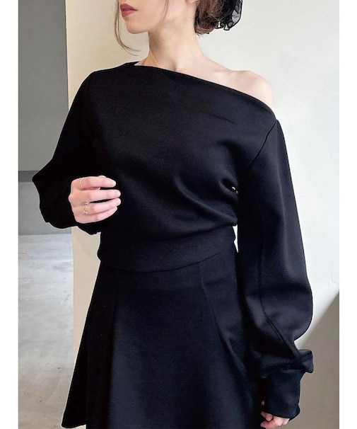 ワンショルスウェットトップス【セットアップ着用可能】