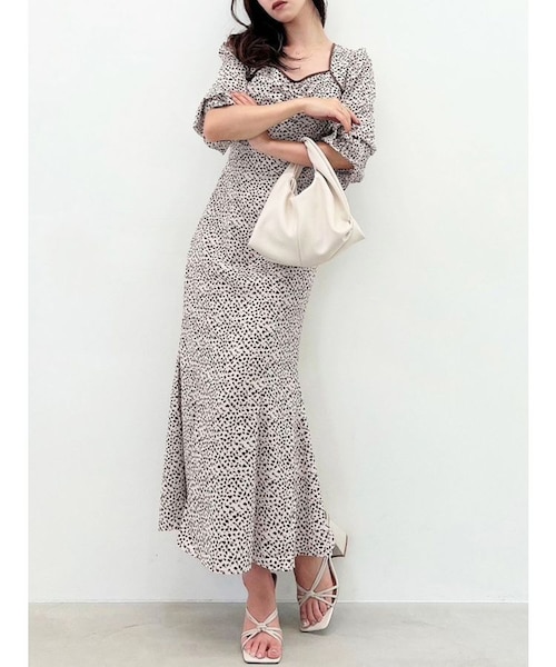 値下げsale女子アナla boutiqueBonBoパイピングマーメイドワンピ La boutique BonBon（ラブティックボンボン）の「バイカラー