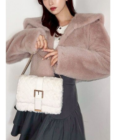 フラッフィービッグカラーブルゾン