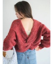 バックオープンデザインニット