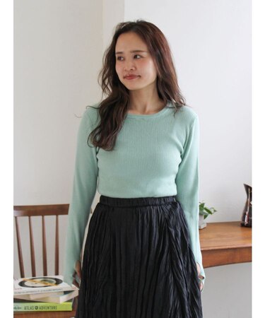 バックデザインニット